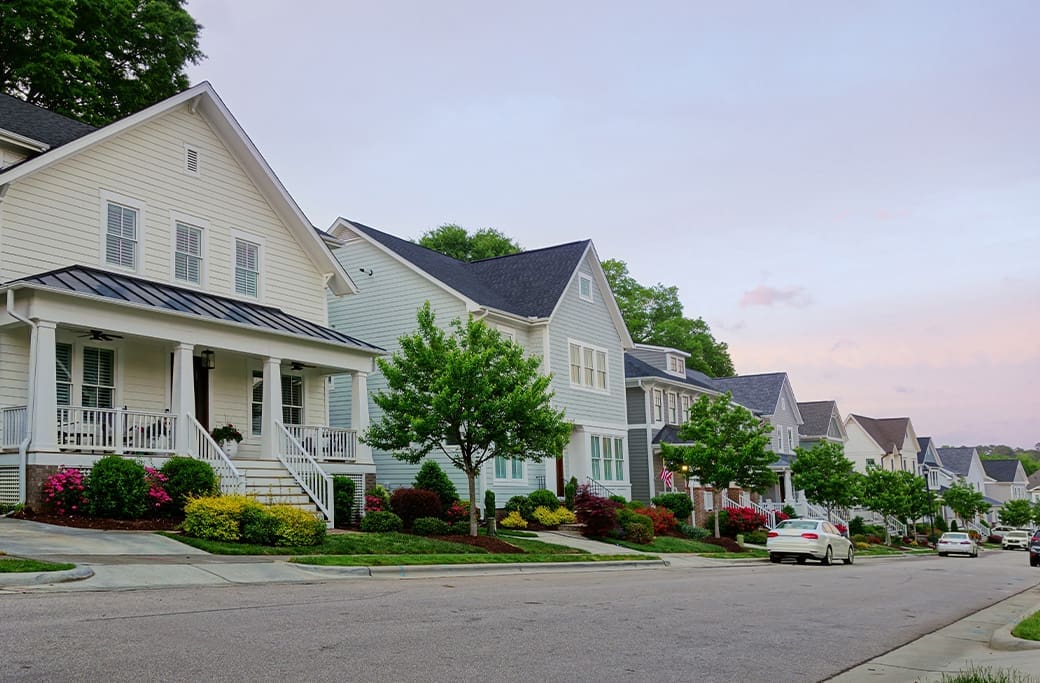 Newer suburban homes in Raleigh North Carolina showing the city’s growing housing market